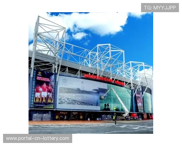 老特拉福德翻新计划公布,现代化改造在即 老特拉福德翻新计划公布,现代化改造在即